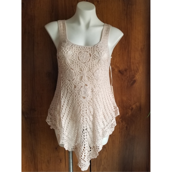 Mak Sweater Tops - 🆕️Mak Sweater Blush Pink Crotchet Tank Top